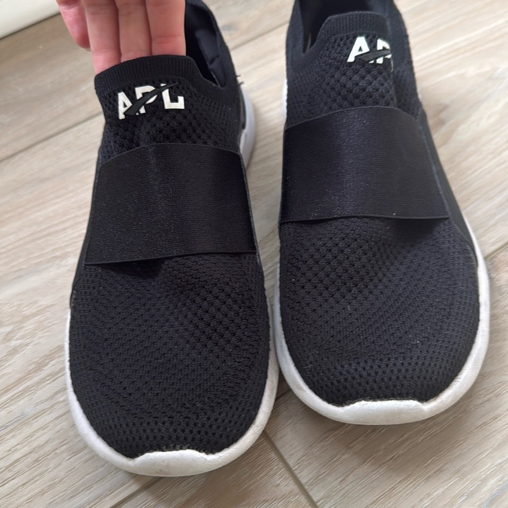 APL Sneakers